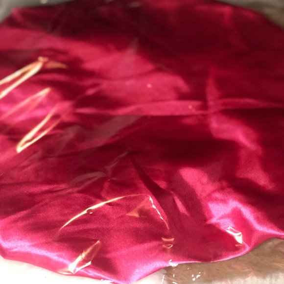 Bonnets - Picture 4 of 16